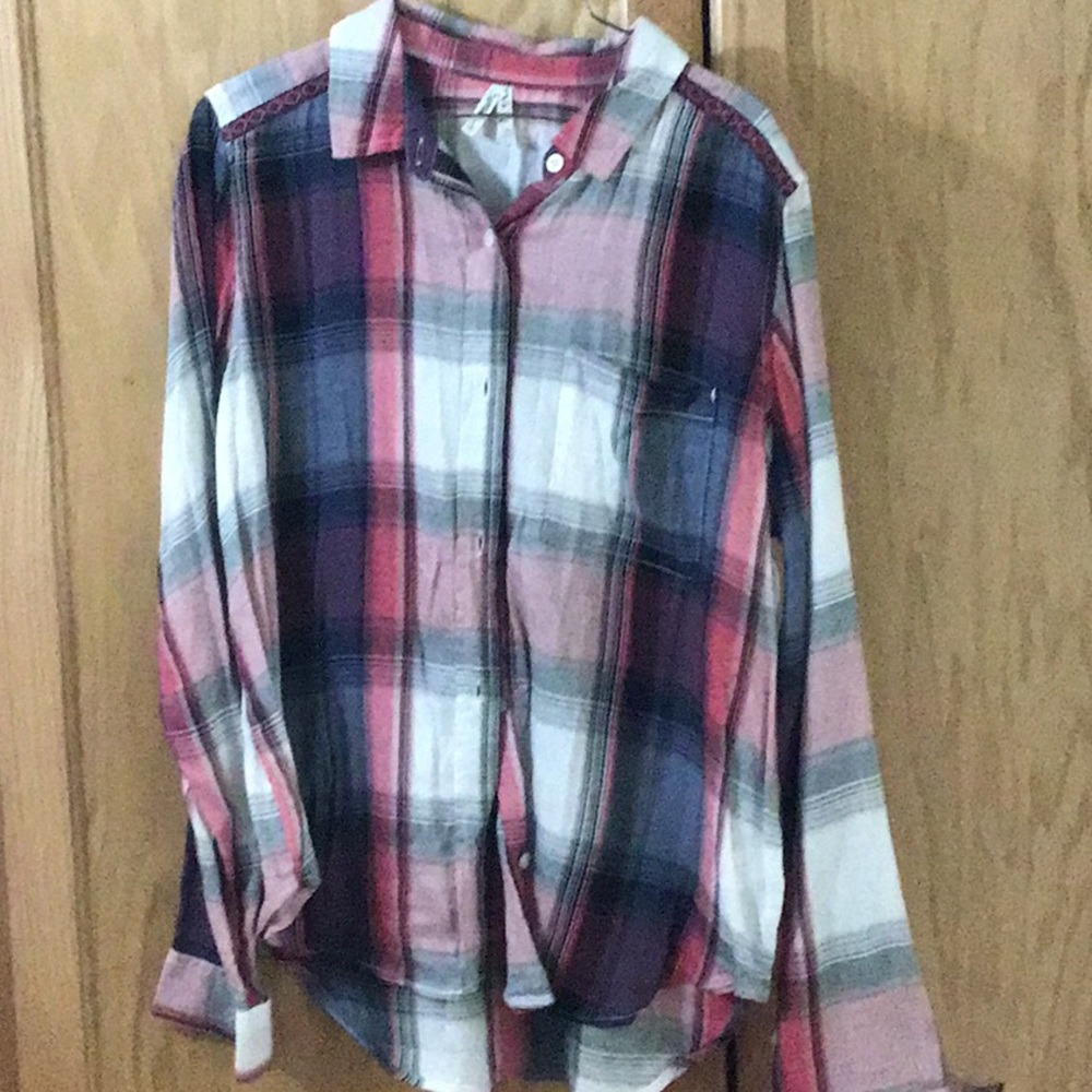 Long sleeve shirt